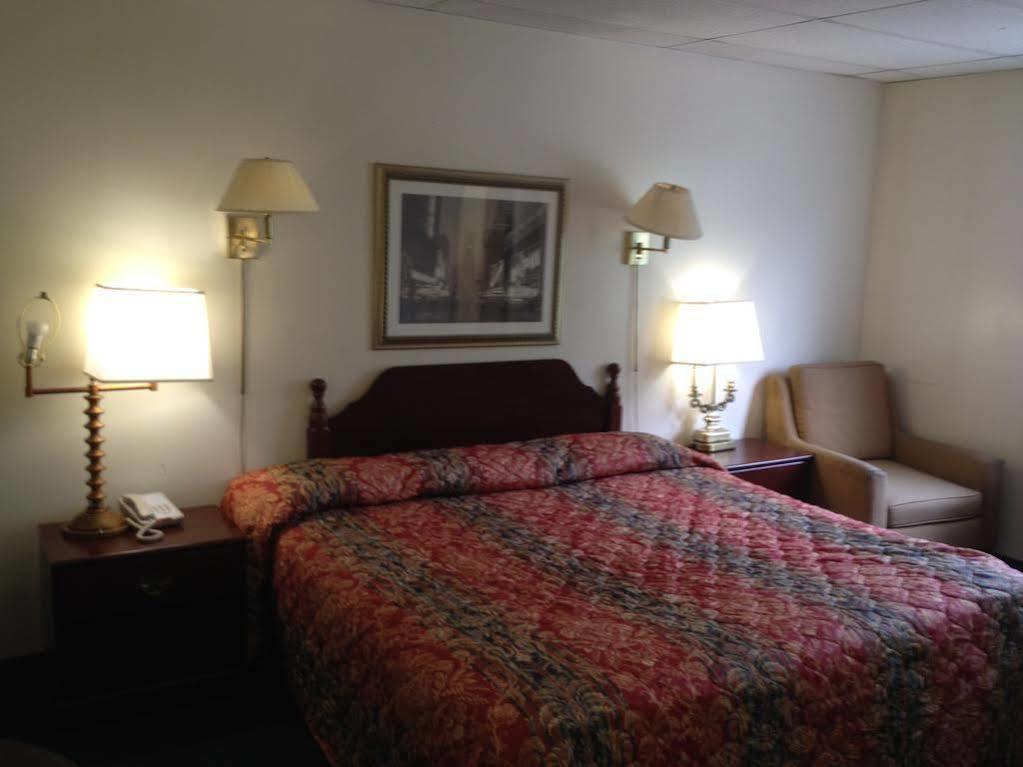 Tappan Zee Hotel West Nyack Exteriör bild