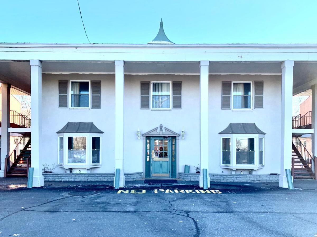 Tappan Zee Hotel West Nyack Exteriör bild
