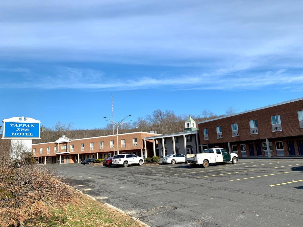 Tappan Zee Hotel West Nyack Exteriör bild